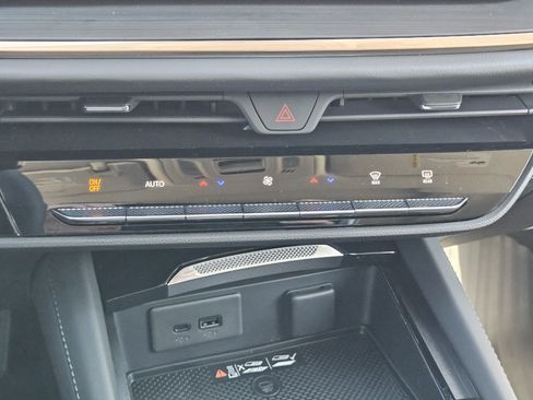 New 2026 Buick Envision Avenir image 14