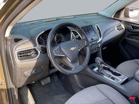 Certified 2024 Chevrolet Equinox LT FWD image 17
