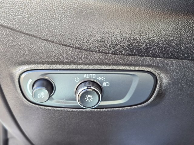 Used 2024 Chevrolet Equinox LT AWD/4WD image 23