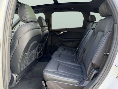 Certified 2025 Audi Q7 3.0T Prestige w/ Prestige Package image 24