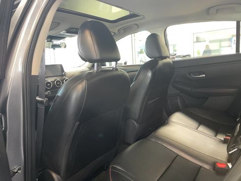 Used 2024 Nissan Sentra SR w/ SR Premium Package FWD image 16