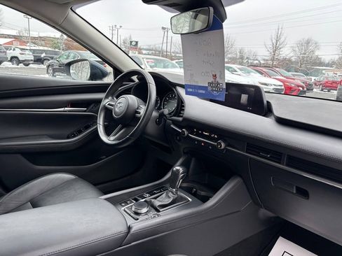 Used 2022 MAZDA MAZDA3 s image 12