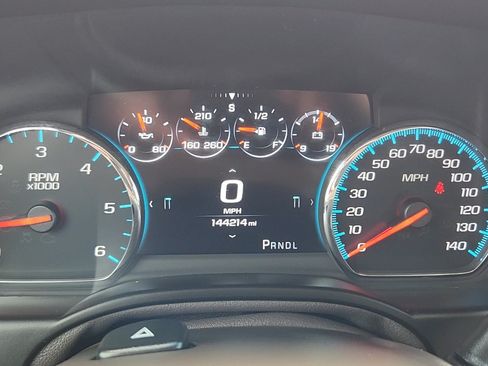 Used 2017 GMC Yukon XL Denali w/ Open Road Package AWD/4WD image 11