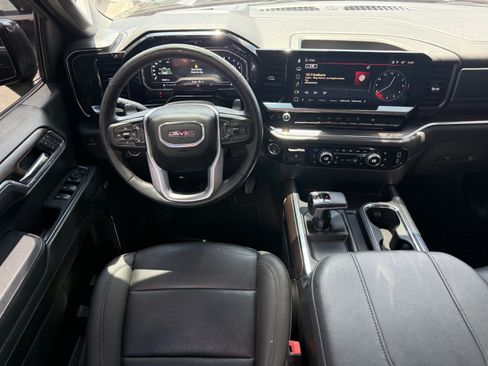 Used 2024 GMC Sierra 1500 SLT AWD/4WD image 14