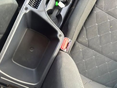 Used 2020 Nissan Kicks S FWD image 18