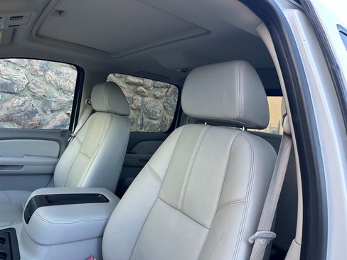 Used 2008 Chevrolet Silverado 2500 LTZ w/ Safety Package image 18