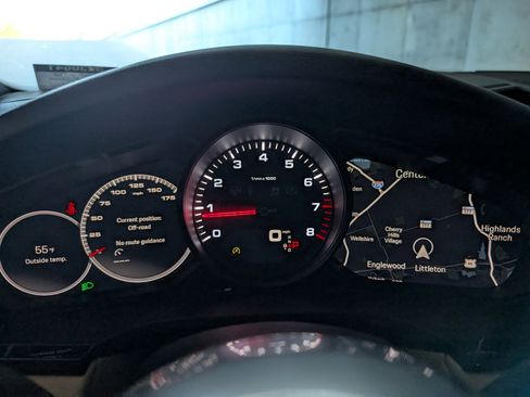 Used 2023 Porsche Cayenne image 35