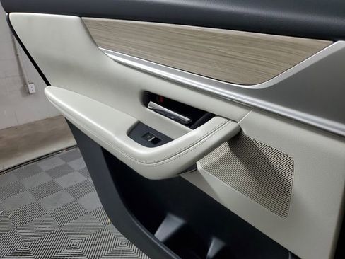 Certified 2025 MAZDA CX-90 3.3 Turbo S w/ Premium Package image 18