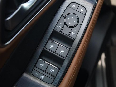 New 2026 Nissan Rogue Platinum AWD/4WD image 11