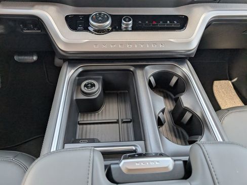 New 2026 Ford Expedition Max Active AWD/4WD image 15