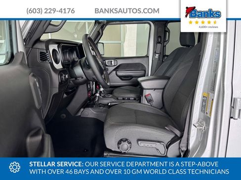 Used 2024 Jeep Wrangler Unlimited Sport AWD/4WD image 8