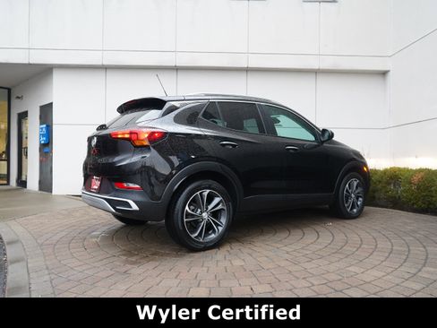Used 2023 Buick Encore GX Select image 3