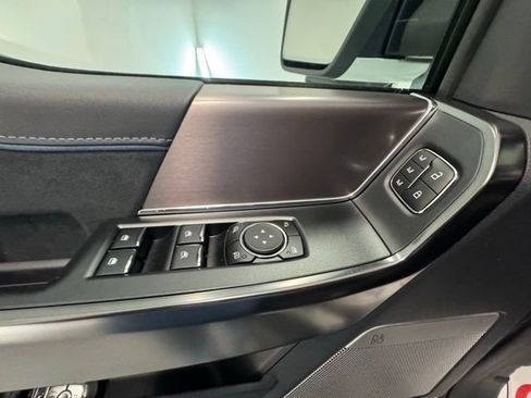 New 2025 Ford F150 Platinum w/ FX4 Off-Road Package image 12
