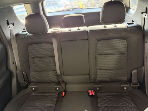 Used 2025 Chevrolet Equinox LT image 37