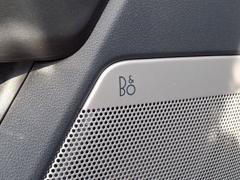 Used 2023 Ford F150 Lariat w/ Equipment Group 502A High image 29