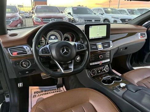 Used 2015 Mercedes-Benz CLS 400 w/ Premium 2 Package image 21