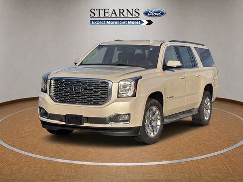 Used 2015 GMC Yukon XL SLT w/ Open Road Package AWD/4WD image 2