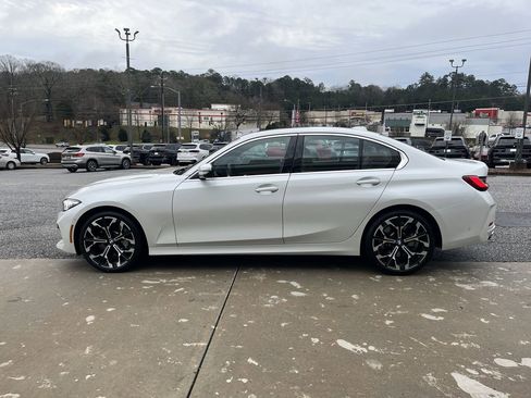 Certified 2025 BMW 330i Sedan image 5