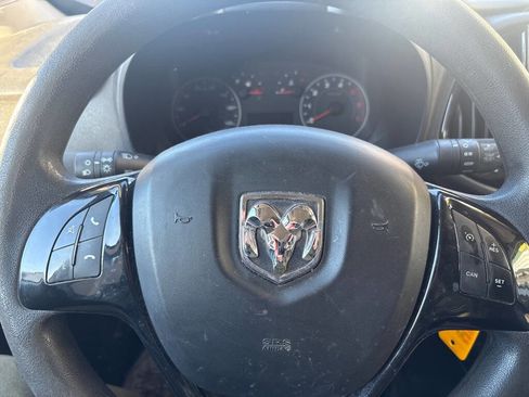 Used 2019 RAM ProMaster City Tradesman image 9