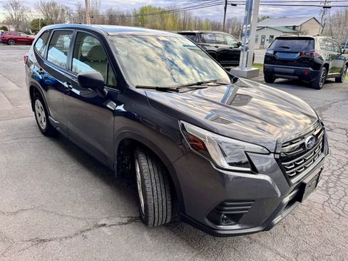 Used 2023 Subaru Forester AWD/4WD image 6