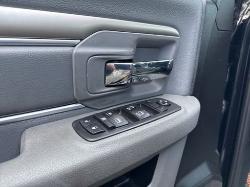 Used 2018 RAM 1500 Big Horn AWD/4WD image 33