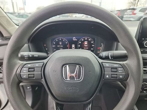 Used 2023 Honda Accord EX image 19
