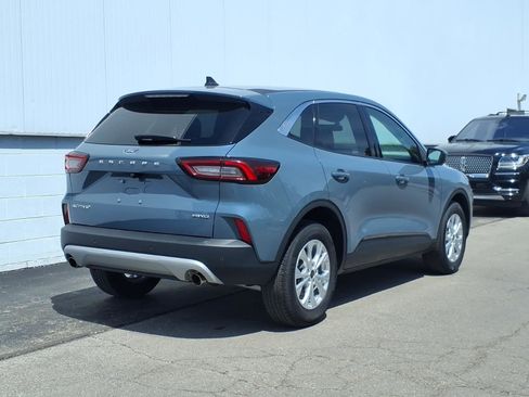 Certified 2023 Ford Escape Active w/ Tech Pack #2 AWD/4WD image 6