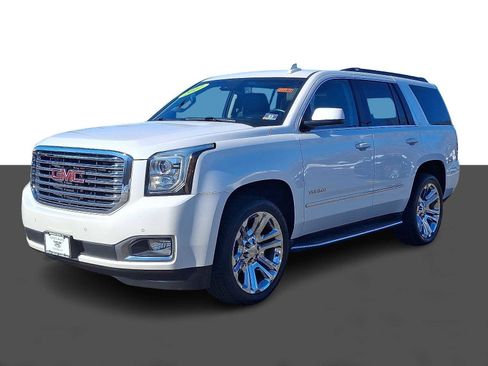 Used 2017 GMC Yukon SLT w/ Premium Edition image 3