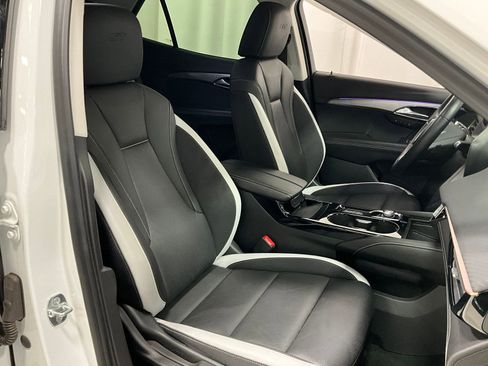 Used 2024 Buick Envision Sport Touring image 6