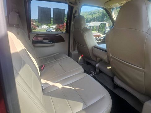 Used 2005 Ford F250 Lariat AWD/4WD image 9