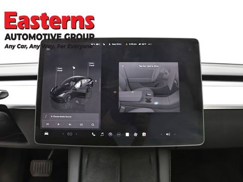 Used 2023 Tesla Model 3 Standard Range image 12