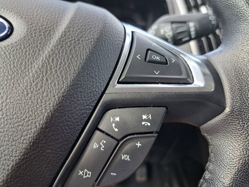 Used 2023 Ford Edge SEL image 13