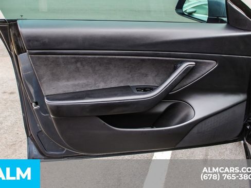 Used 2021 Tesla Model 3 Performance image 36