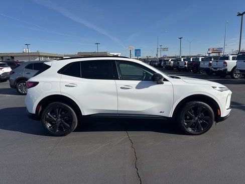 Used 2025 Buick Envision Sport Touring image 2