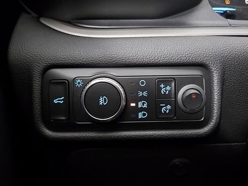 Used 2020 Ford Explorer XLT w/ Equipment Group 202A image 24