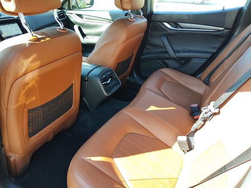 Used 2018 Maserati Ghibli image 31