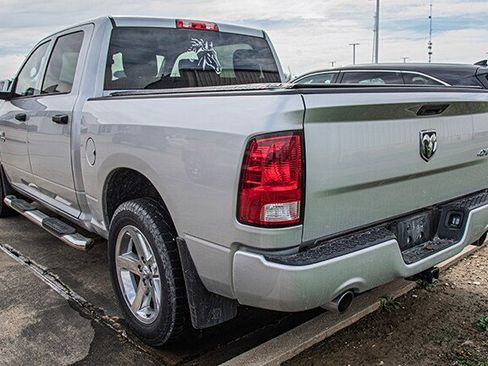 Used 2017 RAM 1500 Express w/ Express Value Package image 2
