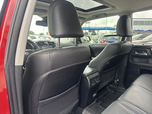 Used 2022 Toyota 4Runner TRD Off-Road Premium w/ Moonroof Package image 29