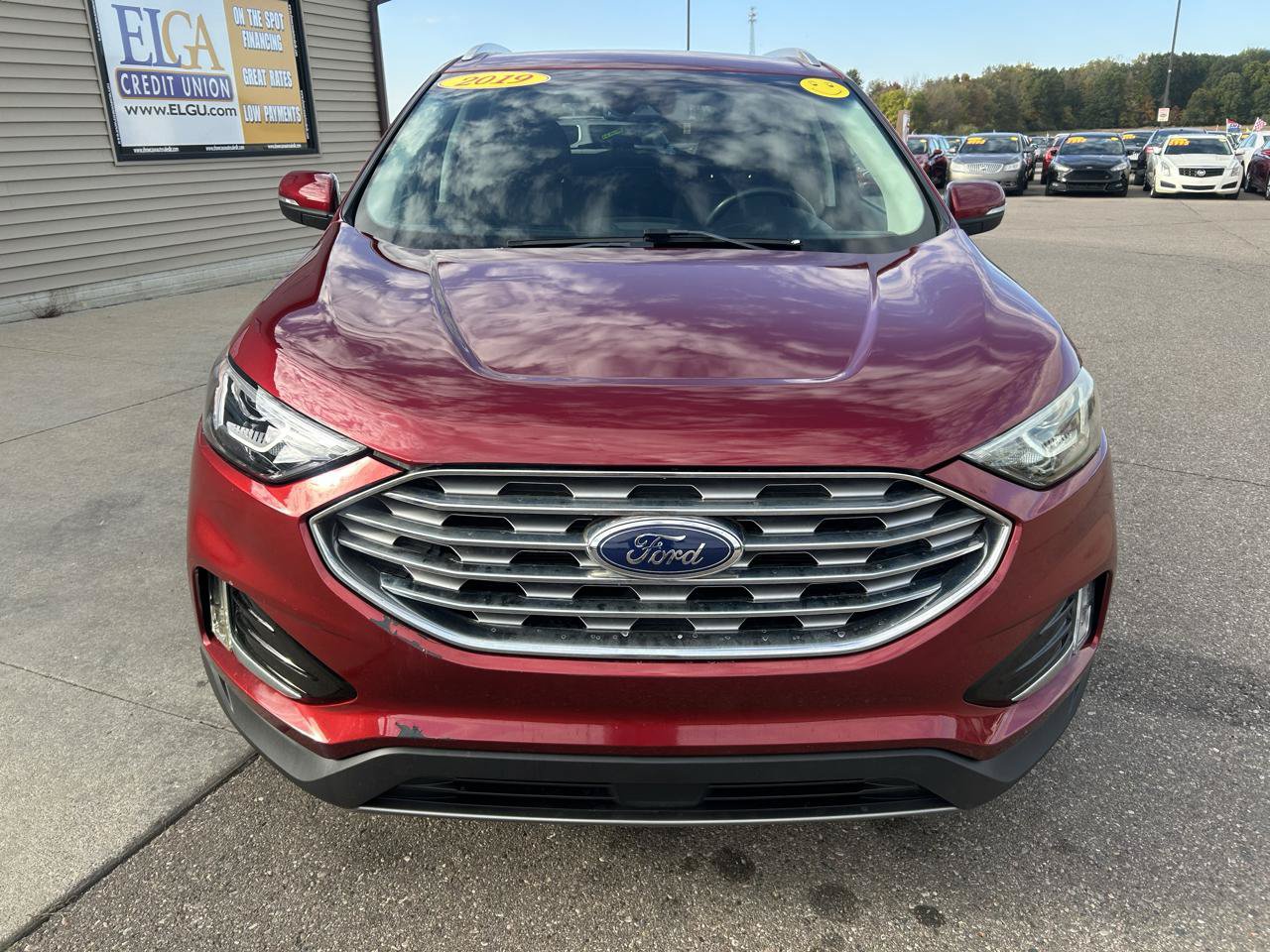 Used 2019 Ford Edge SEL w/ Equipment Group 201A AWD/4WD image 2