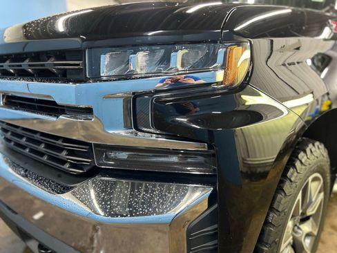Used 2019 Chevrolet Silverado 1500 LT w/ All-Star Edition AWD/4WD image 6