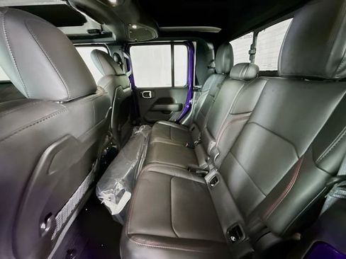 New 2026 Jeep Gladiator Rubicon image 24