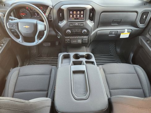 New 2026 Chevrolet Silverado 2500 Custom w/ Custom Value Package image 27