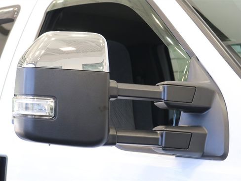 Used 2002 Ford F350 XLT image 59