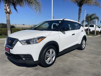 Used 2020 Nissan Kicks S video 1