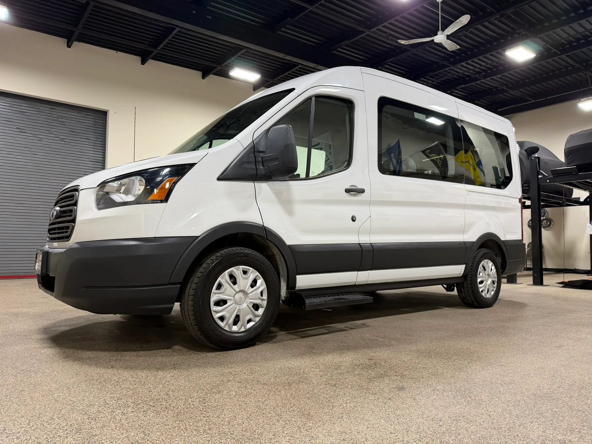 Used 2018 Ford Transit 150 XL RWD image 2