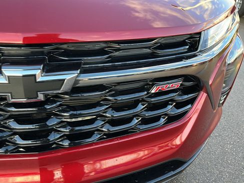 Used 2024 Chevrolet Trax RS w/ Sunroof Package image 13