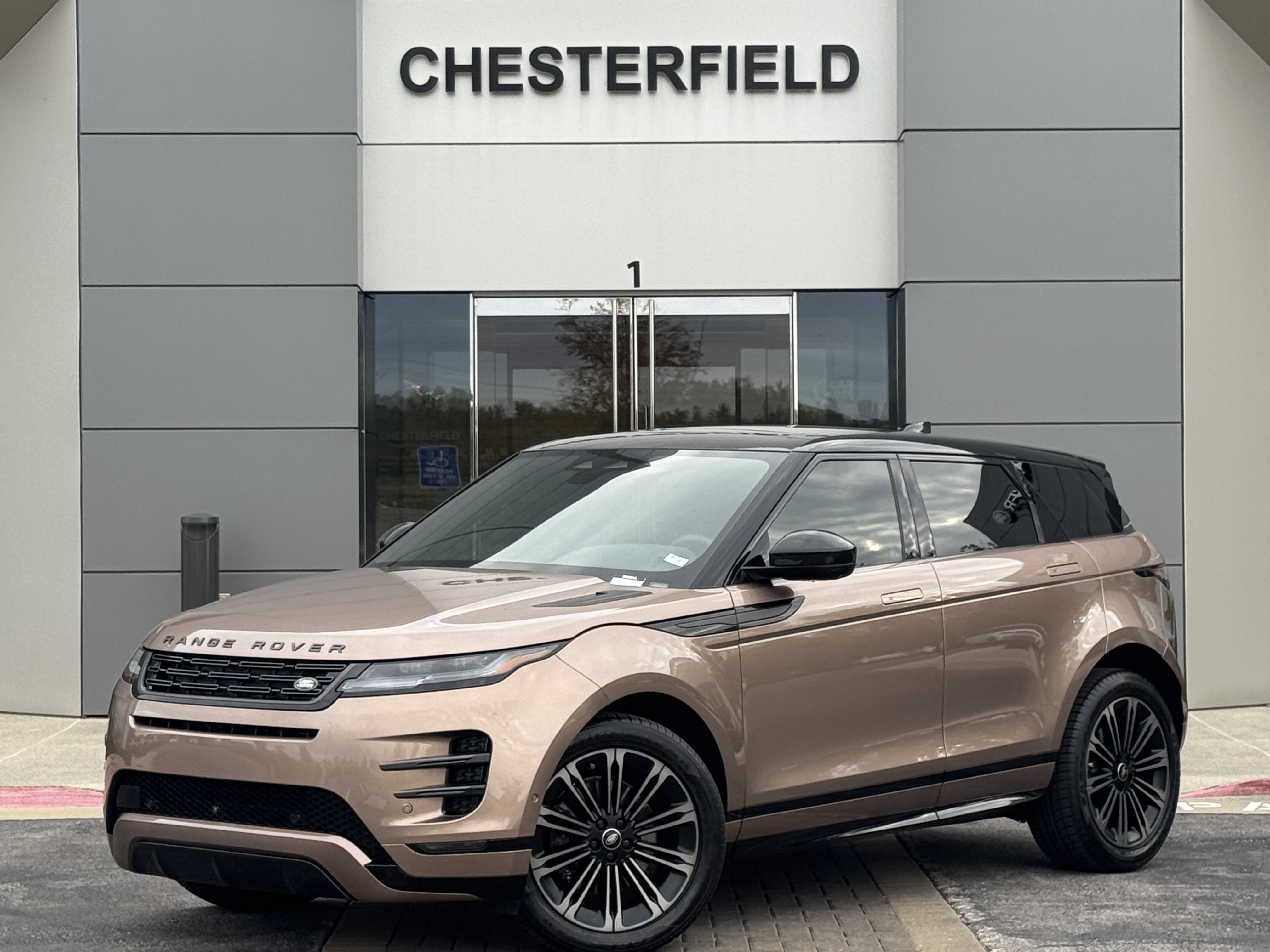 Certified 2026 Land Rover Range Rover Evoque Dynamic SE AWD/4WD image 1