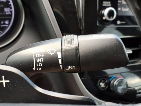 Used 2022 Toyota Camry SE FWD image 26