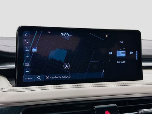 Used 2025 Genesis G70 2.5T image 22