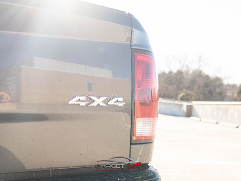 Used 2019 RAM 1500 Express w/ Express Value Package image 38